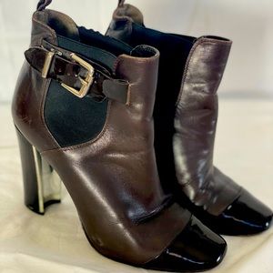 Italian brand booties, burgundy, size 8